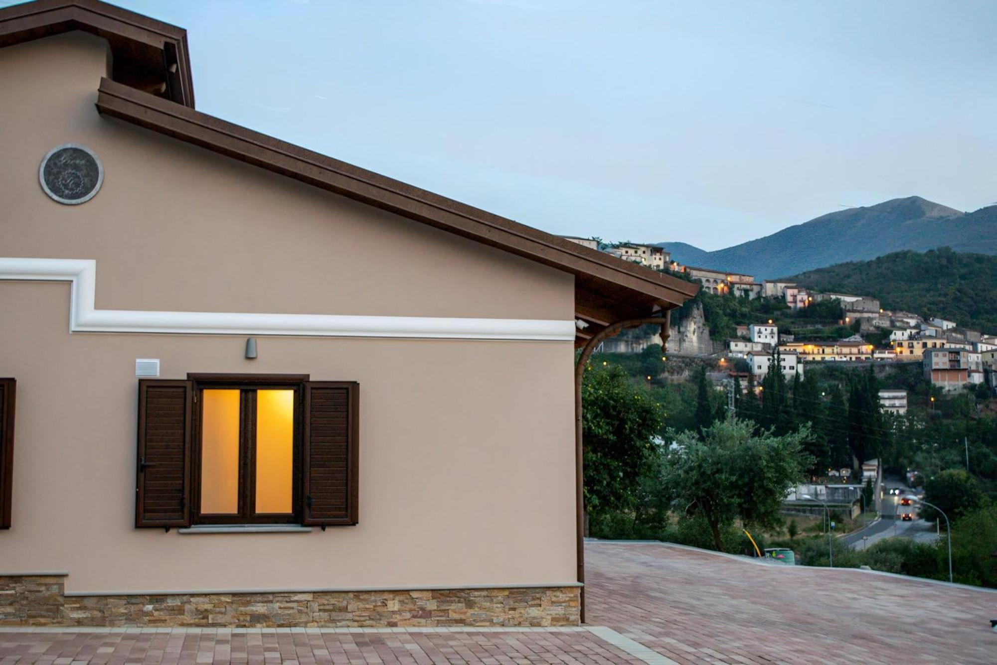L'Antica Fontana - Casa Vacanze B&B Viggianello Eksteriør billede